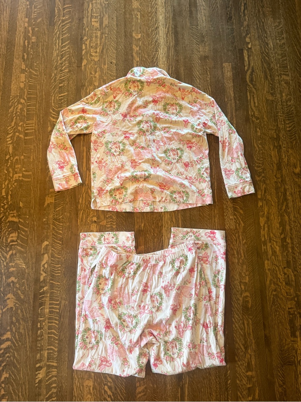 LoveShackFancy x Roller Rabbit PJ’s- size medium - Picture 2 of 5